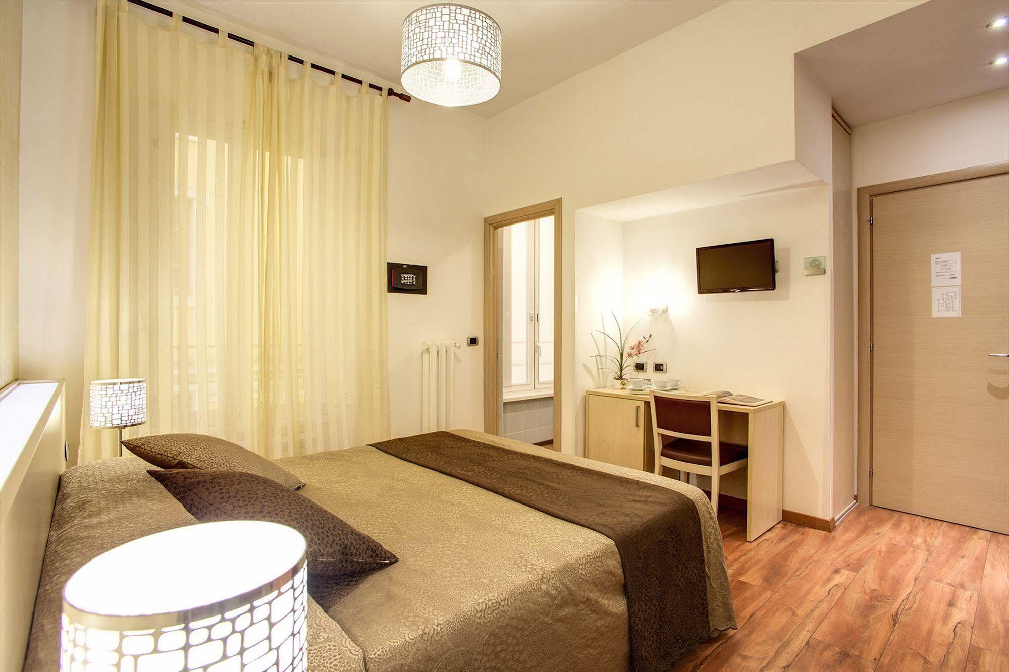 111 Guest House Rome Bagian luar foto